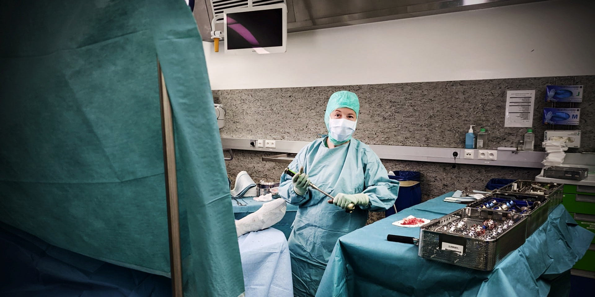 Josefine Van Lancker instrumenterend verpleegkundige - Besurgical
