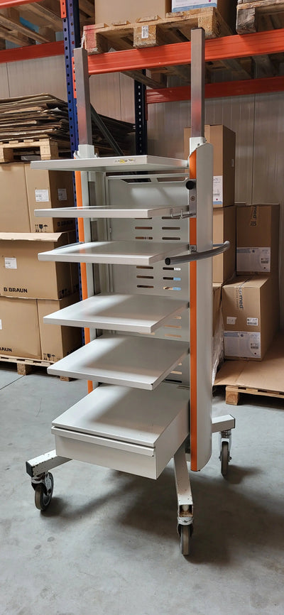 Laparoscopie toren - Rolkar - Trolley - Gebruikt Besurgical