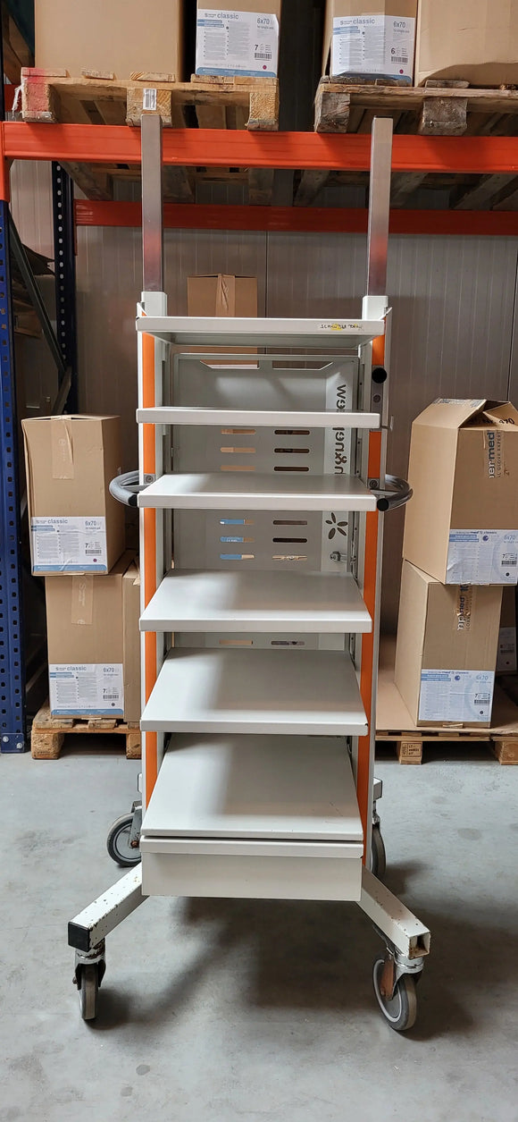Laparoscopie toren - Rolkar - Trolley - Gebruikt Besurgical